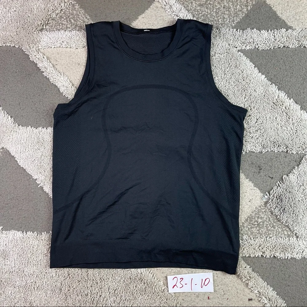 •Lululemon unisex sleeveless shirt (small) black tank top EUC + Measurements